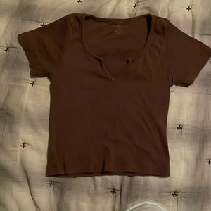 SOLD:Brandy Melville cropped Richie top